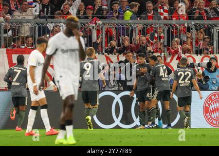 FC Bayern München vs. Bayer 04 Leverkusen, Fussball, Bundesliga, 5. Spieltag, Saison 24/25, 28.09.2024, DFL-VORSCHRIFTEN VERBIETEN JEDE VERWENDUNG VON FOTOGRAFIEN ALS BILDSEQUENZEN, Foto: Eibner-Pressefoto/Jenni Maul Stockfoto