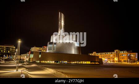 Nordlichter-Kathedrale, in Alta, an einer Winternacht (Finnmark, Norwegen) ESP: Catedral de la Aurora Boreal, en Alta, una noche de invierno (Noruega) Stockfoto