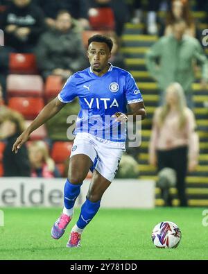 Oakwell, Barnsley am Samstag, den 28. September 2024. #3, Ibou Touray von Stockport in Aktion während des Spiels der Sky Bet League 1 zwischen Barnsley und Stockport County in Oakwell, Barnsley am Samstag, den 28. September 2024. (Foto: Stuart Leggett | MI News) Credit: MI News & Sport /Alamy Live News Stockfoto