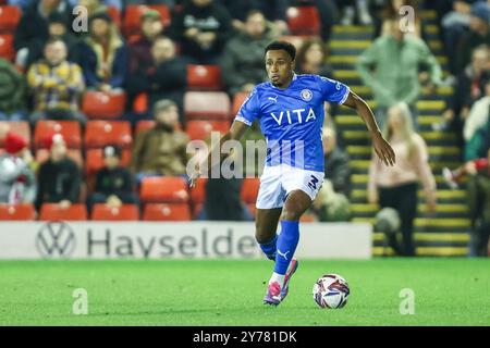 Oakwell, Barnsley am Samstag, den 28. September 2024. #3, Ibou Touray von Stockport in Aktion während des Spiels der Sky Bet League 1 zwischen Barnsley und Stockport County in Oakwell, Barnsley am Samstag, den 28. September 2024. (Foto: Stuart Leggett | MI News) Credit: MI News & Sport /Alamy Live News Stockfoto