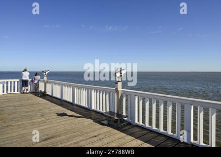 Aussichtsplattform Alte Liebe an der Elbe, Cuxhaven, Niedersachsen, Deutschland, Europa Stockfoto