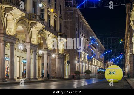 Turin, Italien. Die besten acht Tennisspieler des Slam treffen sich zum dritten Mal in Turin im 54. Nitto ATP Finals, um die Nummer eins zu entscheiden. Stockfoto