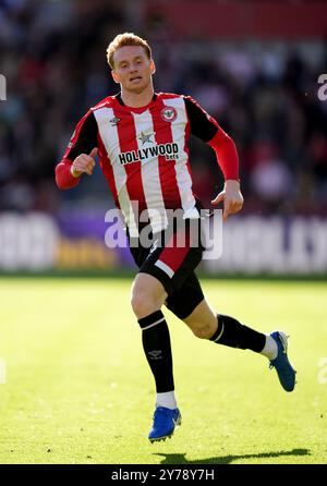 Brentfords Sepp van den Berg während des Premier League-Spiels im Gtech Community Stadium in London. Bilddatum: Samstag, 28. September 2024. Stockfoto