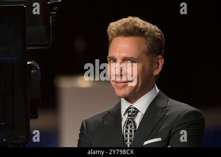 David Miscavige, kirchlicher Führer der Scientology Religion, im globalen Medienzentrum der Kirche am Sunset Boulevard in Hollywood, Kalifornien. Stockfoto