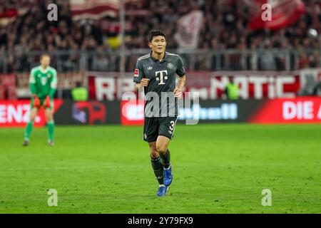 Minjae Kim (FC Bayern München, 03). FC Bayern München vs. Bayer 04 Leverkusen, Fussball, Bundesliga, 5. Spieltag, Saison 24/25, 28.09.2024, DFL-VORSCHRIFTEN VERBIETEN JEDE VERWENDUNG VON FOTOGRAFIEN ALS BILDSEQUENZEN, Foto: Eibner-Pressefoto/Jenni Maul Stockfoto