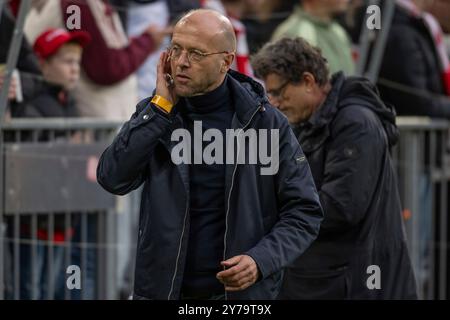 München, Deutschland. September 2024. Patrick Wasserziehr (TV - Moderator, Sky). Deutschland, FC Bayern München gegen Bayer 04 Leverkusen, Fussball, Bundesliga, 5. Spieltag, Spielzeit 2024/2025, 28.09.2024. (DIE DFL-DFB-VORSCHRIFTEN VERBIETEN DIE VERWENDUNG VON FOTOS ALS BILDSEQUENZEN UND/ODER QUASI-VIDEO). Foto: Eibner-Pressefoto/Heike feiner Credit: dpa/Alamy Live News Stockfoto