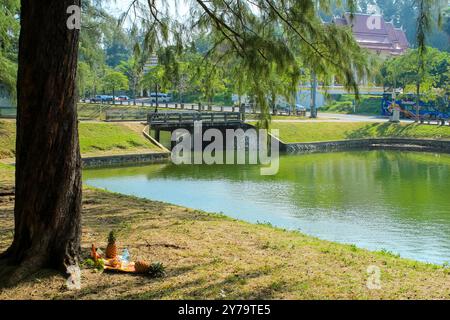 Der buddhistische Nai Harn Tempel Wat auf der Insel Phuket, Thailand. Wahrzeichen des Tourismus, religiöse Touristenattraktion des buddhismus Stockfoto