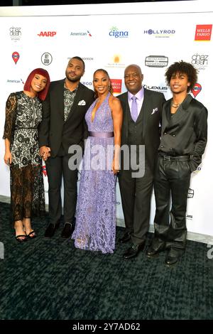 Ryan Elizabeth Peete, Robinson James Peete, Holly Robinson Peete, Rodney Peete und Roman Peete bei der HollyRod Foundation DesignCares Gala im Rolling Greens DTLA. Los Angeles, 28.09.2024 Stockfoto