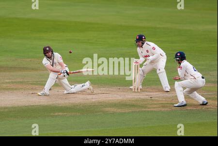 Surrey's Dom Sibley in Aktion während des Spiels der Vitality County Championship auf dem Cloud County Ground in Chelmsford. Bilddatum: Sonntag, 29. September 2024. Stockfoto