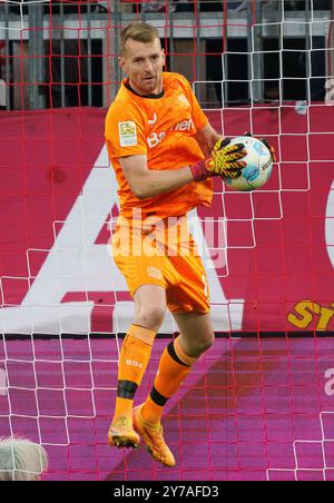 Lukas HRADECKY, Torhüter Lev 1 im Spiel FC BAYERN MÜNCHEN - BAYER 04 LEVERKUSEN 1-1 am 28. September 2024 in München. Saison 2024/2025, 1.Bundesliga, FCB, München, Spieltag 5, 5.Spieltag Fotograf: Peter Schatz - DFL-VORSCHRIFTEN VERBIETEN JEDE VERWENDUNG VON FOTOGRAFIEN als BILDSEQUENZEN und/oder QUASI-VIDEO - Stockfoto