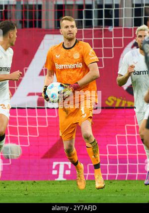 Lukas HRADECKY, Torhüter Lev 1 im Spiel FC BAYERN MÜNCHEN - BAYER 04 LEVERKUSEN 1-1 am 28. September 2024 in München. Saison 2024/2025, 1.Bundesliga, FCB, München, Spieltag 5, 5.Spieltag Fotograf: Peter Schatz - DFL-VORSCHRIFTEN VERBIETEN JEDE VERWENDUNG VON FOTOGRAFIEN als BILDSEQUENZEN und/oder QUASI-VIDEO - Stockfoto