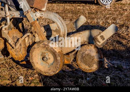 Das Pflügen Des Traktors Entspricht Cawston Stockfoto