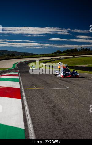 23 GARG Bijou (usa), SCHERER Fabio (SWI), DI RESTA Paul (gbr), United Autosports, Oreca 07 - Gibson, Aktion während der 4 Stunden von Mugello 2024, 5. Runde der europäischen Le Mans Serie 2024 auf dem Mugello Circuit vom 26. Bis 29. September 2024 in Scarperia e San Piero, Italien - Foto Javier Jimenez/DPPI Credit: DPPI Media/Alamy Live News Stockfoto