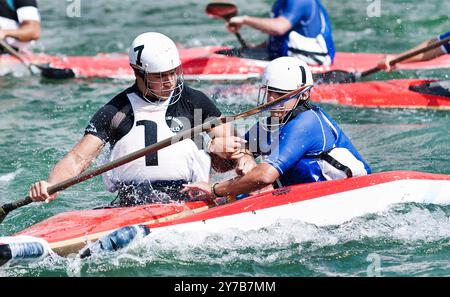 Ferrol, Spanien. 10. Juli 2011. Galizische Meisterschaft Kajak Polo Stockfoto