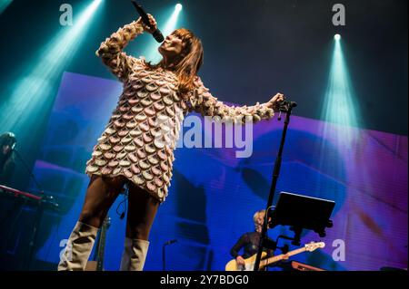 Festival de Música Independiente de Zaragoza, edición 2024, Celebrado el 28 de septiembre en la Sala Multiusos. La La Love you Entreotros. Stockfoto