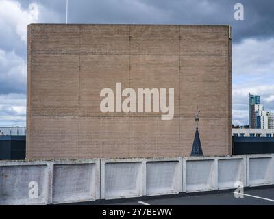 Plymouth verschiedene Brutalistische Architektur Brutalismus mehrstöckiger Brutalismusparkplatz Stockfoto