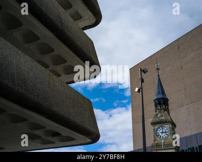 Plymouth verschiedene Brutalistische Architektur Brutalismus mehrstöckiger Brutalismusparkplatz Stockfoto