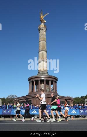 Berlin, Deutschland. September 2024. Die Teilnehmer treten beim Berlin Marathon 2024 in Berlin, Hauptstadt Deutschlands, am 29. September 2024 an. Quelle: Du Zheyu/Xinhua/Alamy Live News Stockfoto