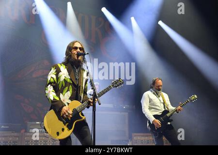 Paris, Frankreich. September 2024. Blackberry Smoke, Charlie Starr tritt am 28. September 2024 im l'Olympia in Paris auf. Foto: Christophe Meng/ABACAPRESS. COM Credit: Abaca Press/Alamy Live News Stockfoto