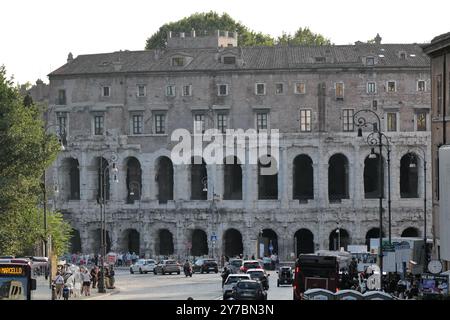 Blick auf die Architektur der Antike, des Mittelalters und der Renaissance rund um das Herz von Rom, ft. Forum Romanum, Kapitolinische Museen, Teatro di Marcello und vieles mehr Stockfoto