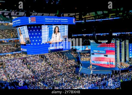 CHICAGO, Illinois – 22. August 2024: Gretchen Whitmer, Gouverneur von Michigan, spricht 2024 im United Center in Chicago auf der Demokratischen Nationalversammlung. Stockfoto