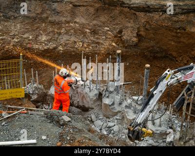 York Station Gateway Project Improvement (Baustelle und Bauindustrie, Bodenarbeiten, Kreissägen) - N Yorkshire, England, Großbritannien. Stockfoto