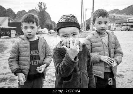 Kirgisistan, Dorf Djety-Oguz, Kinder Stockfoto