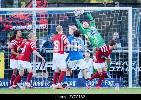 Kopenhagen, Dänemark. September 2024. Silkeborgs Torhüter Nicolai Larsen während des Super-League-Spiels zwischen Lyngby Boldklub und Silkeborg IF im Lyngby Stadium am Sonntag, den 29. September 2024. (Foto: Thomas Traasdahl/Ritzau Scanpix) Credit: Ritzau/Alamy Live News Stockfoto