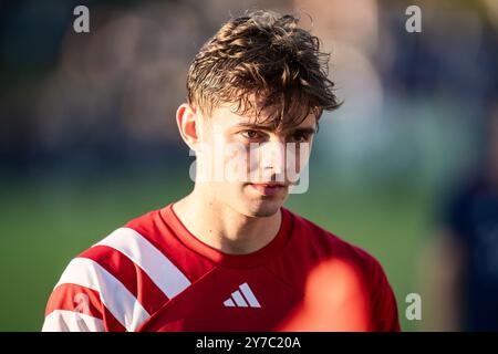 Kopenhagen, Dänemark. September 2024. Silkeborg’s Mads Larsen nach dem Super-League-Spiel zwischen Lyngby Boldklub und Silkeborg IF im Lyngby Stadium am Sonntag, den 29. September 2024. (Foto: Thomas Traasdahl/Ritzau Scanpix) Credit: Ritzau/Alamy Live News Stockfoto