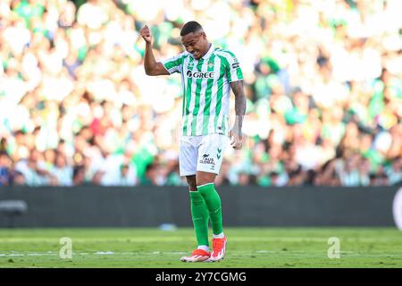 Sevilla, Spanien. September 2024. Natan Souza von Real Betis spielte am 29. September 2024 im Benito Villamarin Stadion in Sevilla, Spanien, während des La Liga EA Sports Matches zwischen Real Betis und RCD Espanyol. (Foto: Antonio Pozo/PRESSINPHOTO) Credit: PRESSINPHOTO SPORTS AGENCY/Alamy Live News Stockfoto