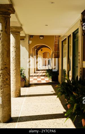 Das historische Zentrum von Conegliano Veneto in der Provinz Treviso. Veneto, Italien Stockfoto