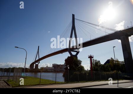 Hamburger Hafen, Hamburg, Deutschland, 2024 09 29, Silhouette der Koehlbrandbrücke in Hamburg Stockfoto