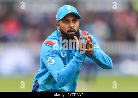 Bristol, Großbritannien. September 2024. Adil Rashid aus England während des fünften Metro Bank One Day International Match England gegen Australien im Seat Unique Stadium, Bristol, Großbritannien, 29. September 2024 (Foto: Gareth Evans/News Images) in Bristol, Großbritannien am 29. September 2024. (Foto: Gareth Evans/News Images/SIPA USA) Credit: SIPA USA/Alamy Live News Stockfoto