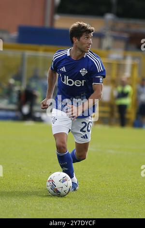 Sergi Roberto von Como 1907 spielt den Ball während des Spiels Como 1907 FC gegen Hellas Verona FC, 6Â° Serie A Enilive 2024-25 im Stadion G. Sinigaglia in Como (CO), Italien, am 29. September 2024. Stockfoto