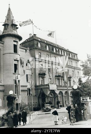 Das Hotel Dreesen in Bad Godesburg, wo Adolf Hitler und der britische Premierminister Neville Chamberlain ihr zweites Treffen abhalten werden, um über das Schicksal der Tschechoslowakei zu entscheiden. Hier gab Chamberlain Hitlers Forderungen nach, die Kontrolle über das Sudetenland zu übernehmen, ein Teil der Tschechoslowakei. Chamberlain kehrte nach London zurück und war überzeugt, dass er den Frieden in Europa gesichert hatte. Erst als Hitler begann, die Kontrolle über Danzig in Polen zu fordern, verstand Chamberlain, dass Hitler tatsächlich Krieg wollte. Stockfoto