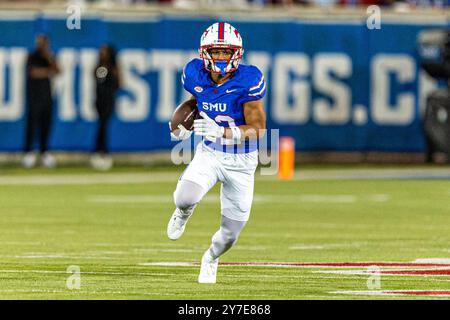 Dallas, Texas, USA. September 2024. Der südwestliche Methodist Mustangs Wide Receiver Jake Bailey (12) war im Spiel zwischen den Florida State Seminoles und SMU Mustangs im Gerald J. Ford Stadium in Dallas, Texas. (Kreditbild: © Dan Wozniak/ZUMA Press Wire) NUR REDAKTIONELLE VERWENDUNG! Nicht für kommerzielle ZWECKE! Stockfoto