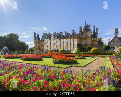 Waddesdon Manor ist ein Landhaus im Dorf Waddesdon in Buckinghamshire. Im Besitz des National Trust und verwaltet von der Rothschild-Familie Stockfoto