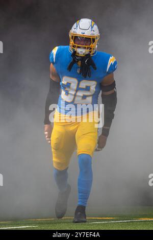 Los Angeles, Kalifornien, USA. September 2024. Los Angeles Chargers Safety Alohi Gilman #32 wird vor einem Fußballspiel der NFL gegen die Kansas City Chiefs im SoFi Stadium am Samstag, den 17. August 2024, in Inglewood vorgestellt. Calif. (Credit Image: © Ringo Chiu/ZUMA Press Wire) NUR REDAKTIONELLE VERWENDUNG! Nicht für kommerzielle ZWECKE! Quelle: ZUMA Press, Inc./Alamy Live News Stockfoto