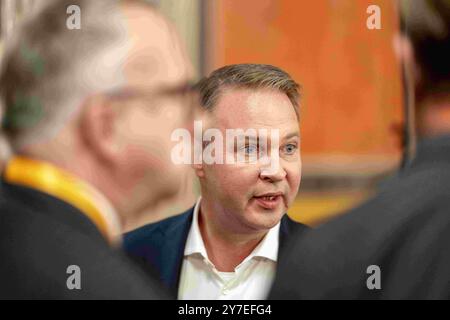 Wien, Wien, Österreich. September 2024. ANDREAS BABLER im österreichischen parlament nach der Nationalratswahl in Österreich. (Kreditbild: © Andreas Stroh/ZUMA Press Wire) NUR REDAKTIONELLE VERWENDUNG! Nicht für kommerzielle ZWECKE! Stockfoto