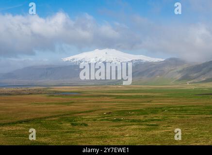 Der Snæfellsjökull-Gletscher in Island an einem Sommertag Stockfoto