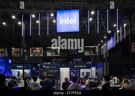 Chiba, Japan. September 2024. Stand von Intel auf der Tokyo Game Show 2024. - 20240926 PD24103 Credit: APA-PictureDesk/Alamy Live News Stockfoto