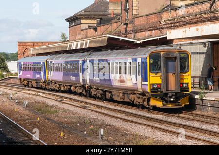 155345 Dieseltriebwagen in Wakefield Stockfoto