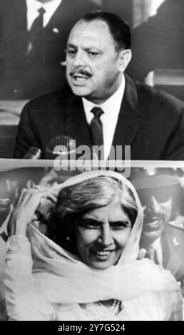 MOHAMMED KHAN AYUB 1951 FOTO PRÄSIDENTSCHAFTSWAHLEN MIT FATIMA JINNAH IN PAKISTAN / ; 2. JANUAR 1965 Stockfoto