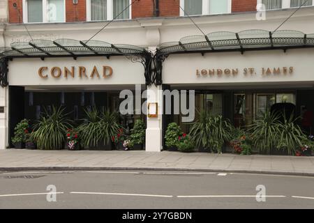 Conrad London St. James Hotel, 22-28 Broadway, London, England, SW1H 0BH, UK Stockfoto