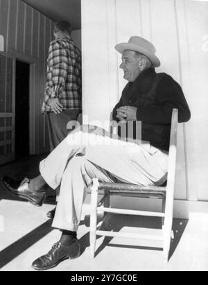 US-AMERIKANISCHER PRÄSIDENT LYNDON B JOHNSON ZU HAUSE IN TEXAS / ; 25. NOVEMBER 1964 Stockfoto