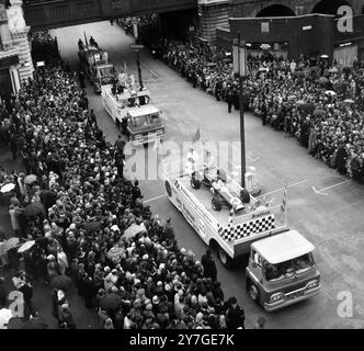 MOTTO IN LORD MAYOR'S SHOW IN LONDON; 15. NOVEMBER 1964 Stockfoto