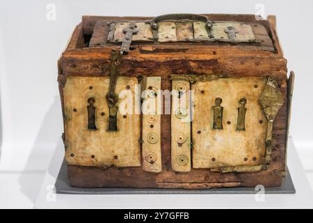 Kiste aus dem 9. Jahrhundert, Kloster Sant Pere de Roda, Alt Empordà, Kunstmuseum Girona, Girona, Katalonien, Spanien. Stockfoto