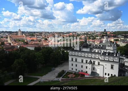 Vilnius, Litauen - 22. Juli 2024: Die Altstadt von Vilnius. Panorama von Vilnius, Litauen Stockfoto