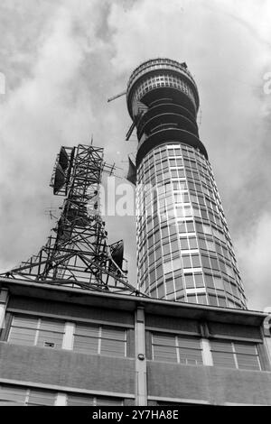 DER TOTTENHAM POSTAMT TV RADIO TOWER BEENDETE DEN BT TOWER IN LONDON AM 15. JULI 1964 Stockfoto