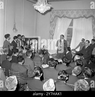 FELDMARSCHALL PRÄSIDENT PAKISTANS MOHAMMAD AYUB KHAN IN LONDON / ; 12. JULI 1964 Stockfoto